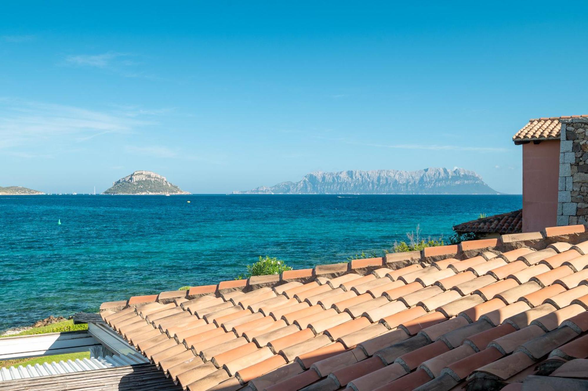 S'Abba Seafront Apartments - Your House In Sardinia Golfo Aranci Exterior photo