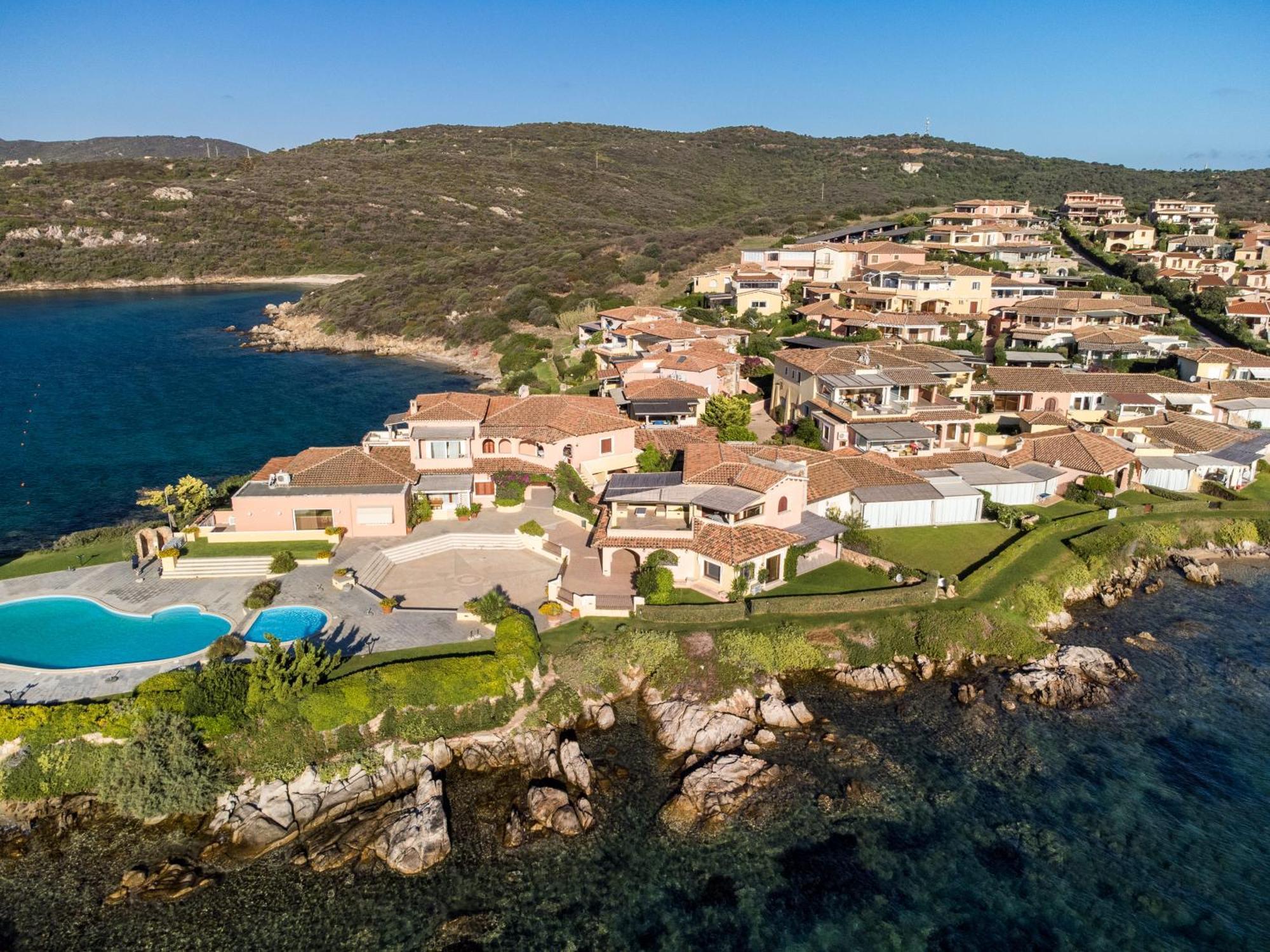 S'Abba Seafront Apartments - Your House In Sardinia Golfo Aranci Exterior photo